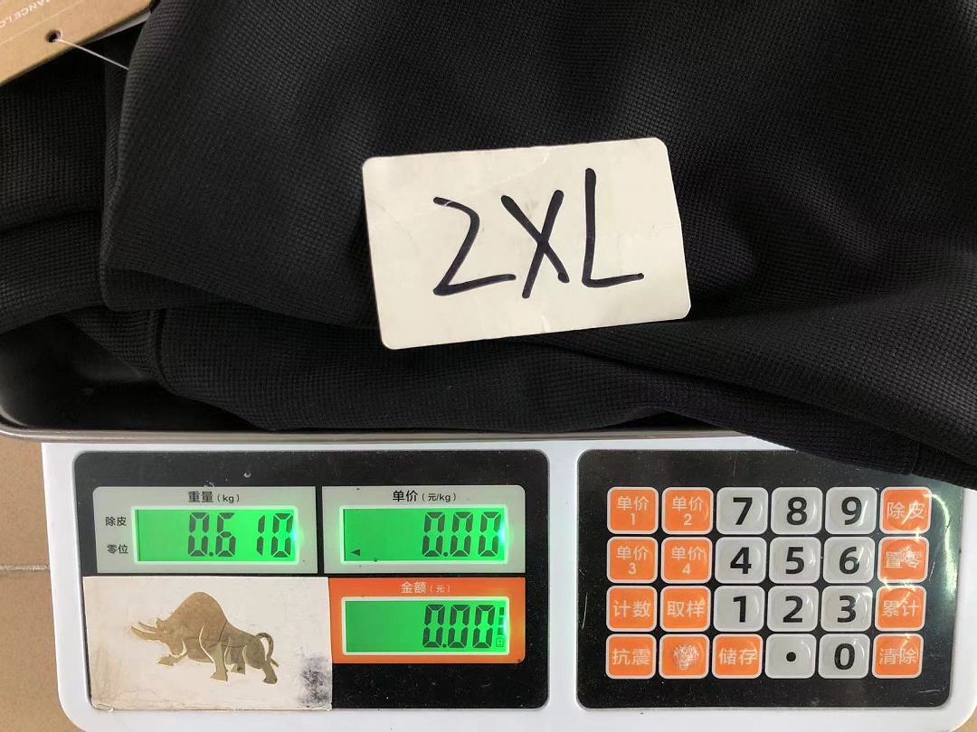 On Running 228 ON HOODIE - Image 47