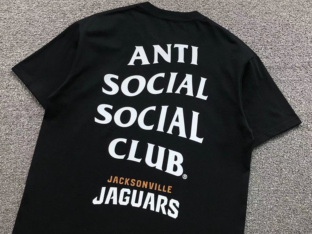 Christian Louboutin 85 ANTI SOCIAL CLUB T-SHIRT 123132602 (Im 170Cm 60Kg I Wear Size L In The Phot) - Image 8