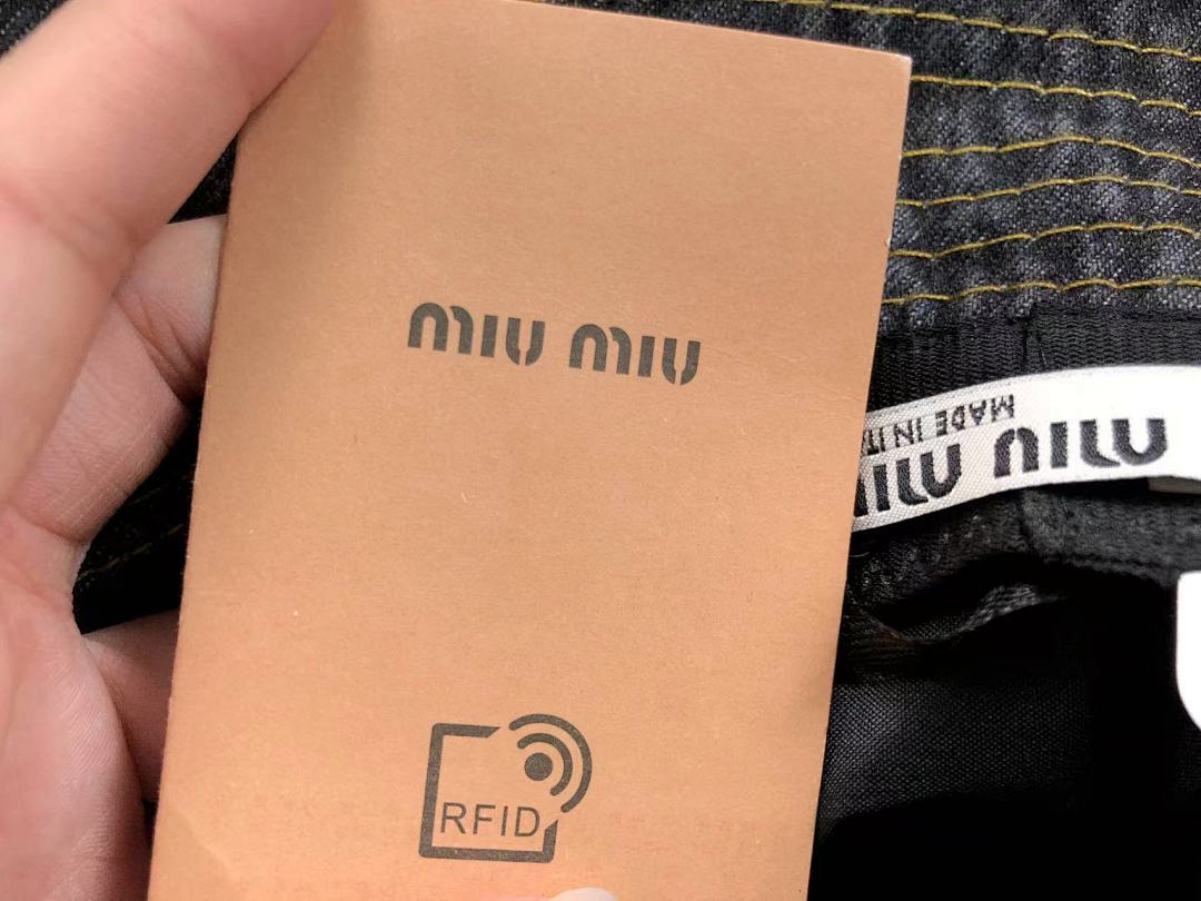 Miu Miu 95 M⭐U - Image 19