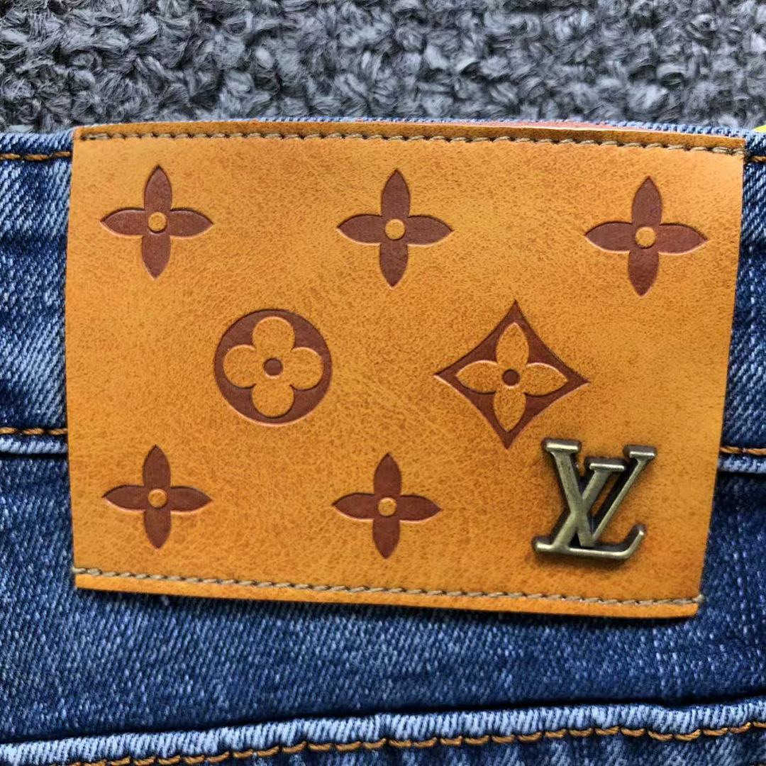 Louis Vuitton 188 L⭐ TROUSERS 504103517 (Im 170Cm 60Kg I Wear Size 28 In The Phot) - Image 9