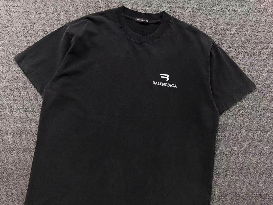 Balenciaga 118 B⭐L⭐⭐⭐IA⭐A T-SHIRT 42013111133 (Im 170Cm 60Kg I Wear Size 2XL In The Phot) - Image 17
