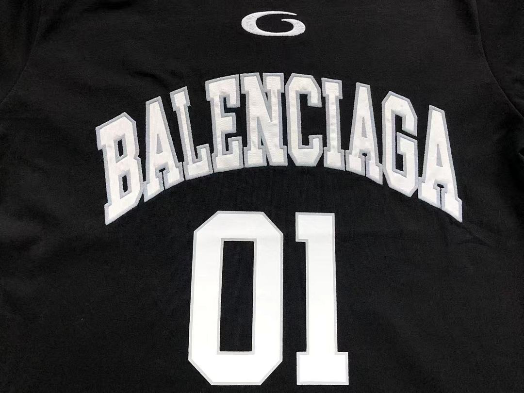 Balenciaga 128 B⭐L⭐⭐⭐IA⭐A T-SHIRT 5212214136 (Im 170Cm 60Kg I Wear Size XS In The Phot) - Image 8