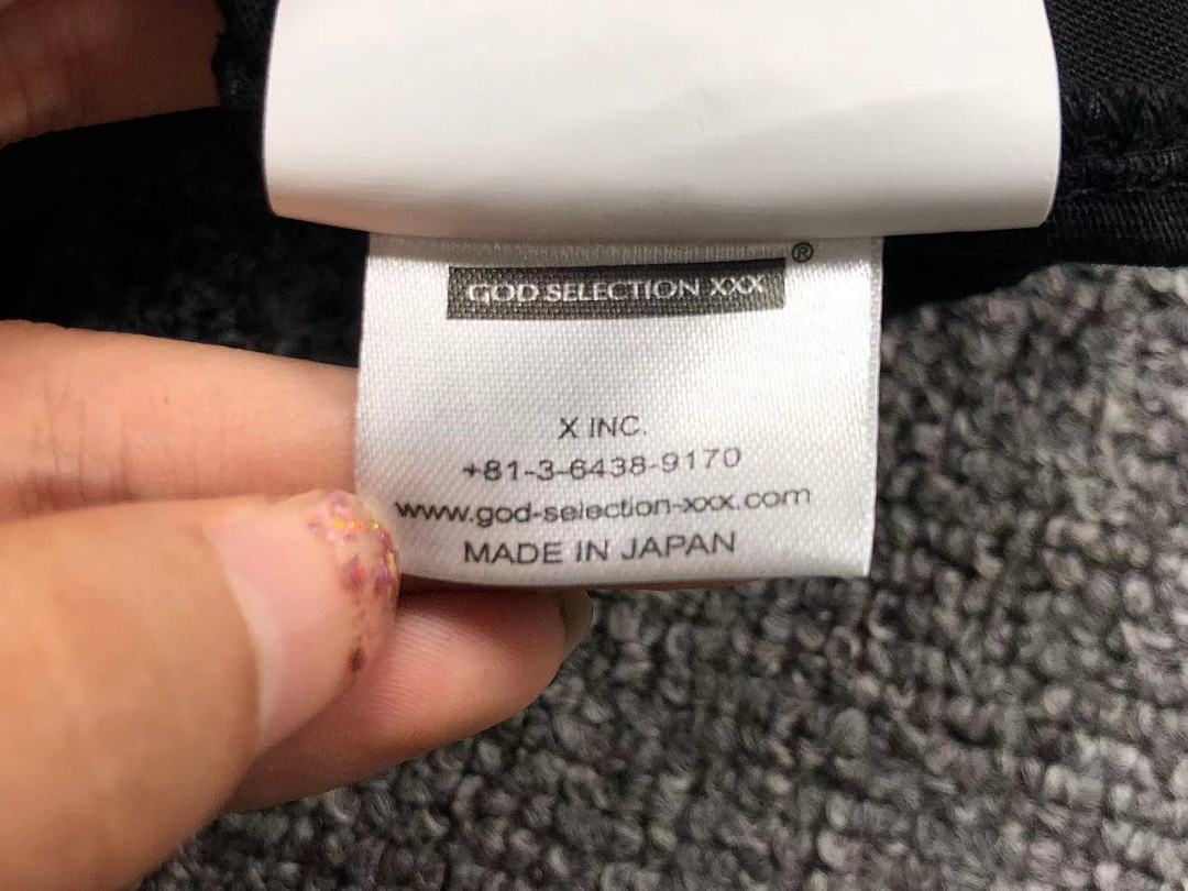 On Running 106 GOD SELECTION XXX T-SHIRT - Image 21