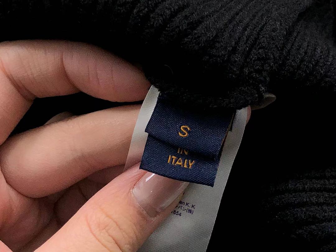 Louis Vuitton 188 L⭐ SWEATER 412144821 (Im 170Cm 57Kg I Wear Size S In The Phot) - Image 26