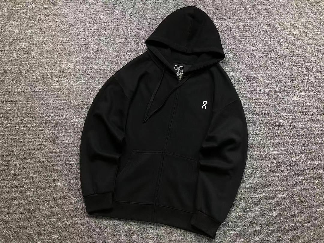 On Running 188 ON HOODIE 2207310404 (Im 170Cm 60Kg I Wear Size XL In The Phot) - Image 14