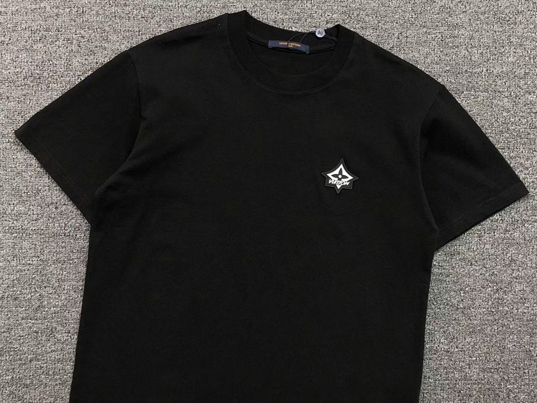 Louis Vuitton 128 L⭐ T-SHIRT 411187121 (Im 170Cm 57Kg I Wear Size M In The Phot) - Image 13