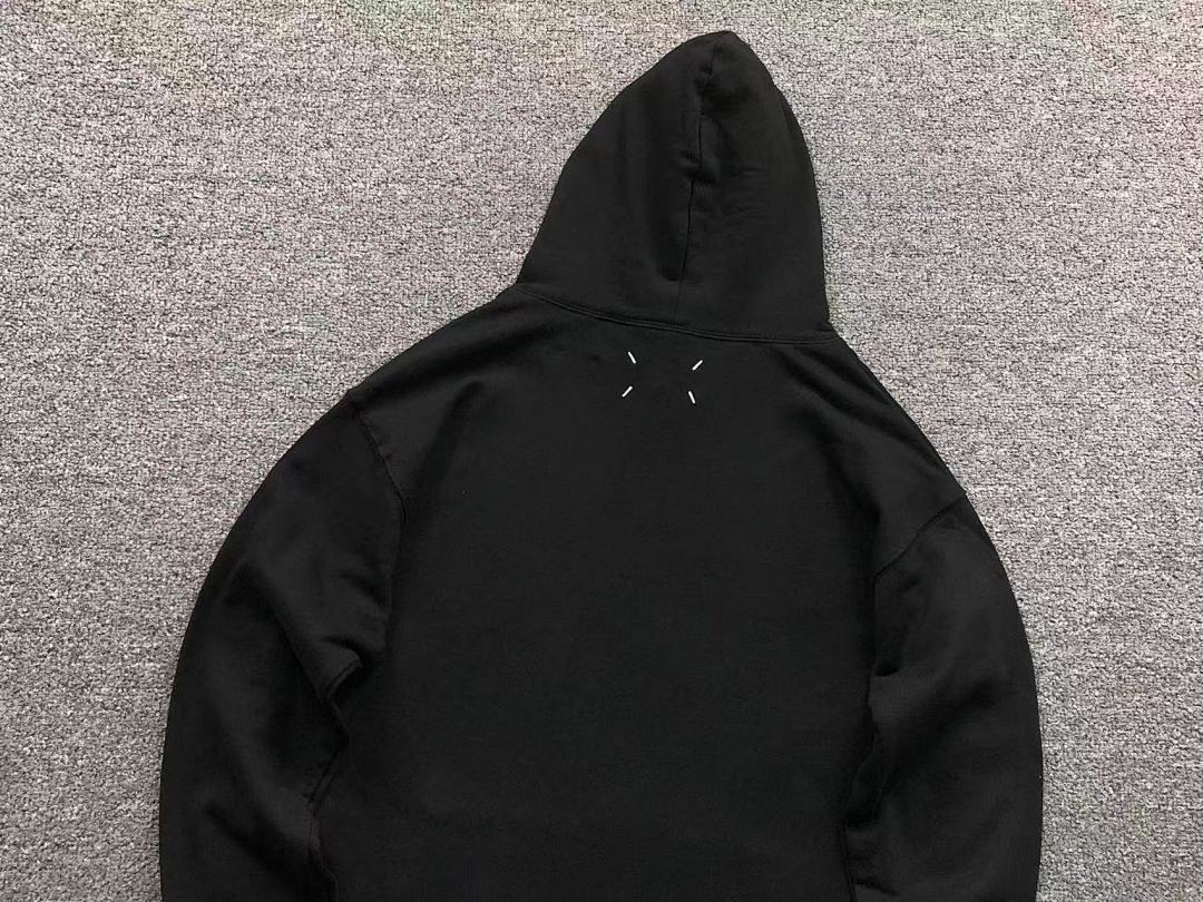 On Running 135 MAISON MARGIELA HOODIE 5123021162 (Im 170Cm 60Kg I Wear Size S In The Phot) - Image 10
