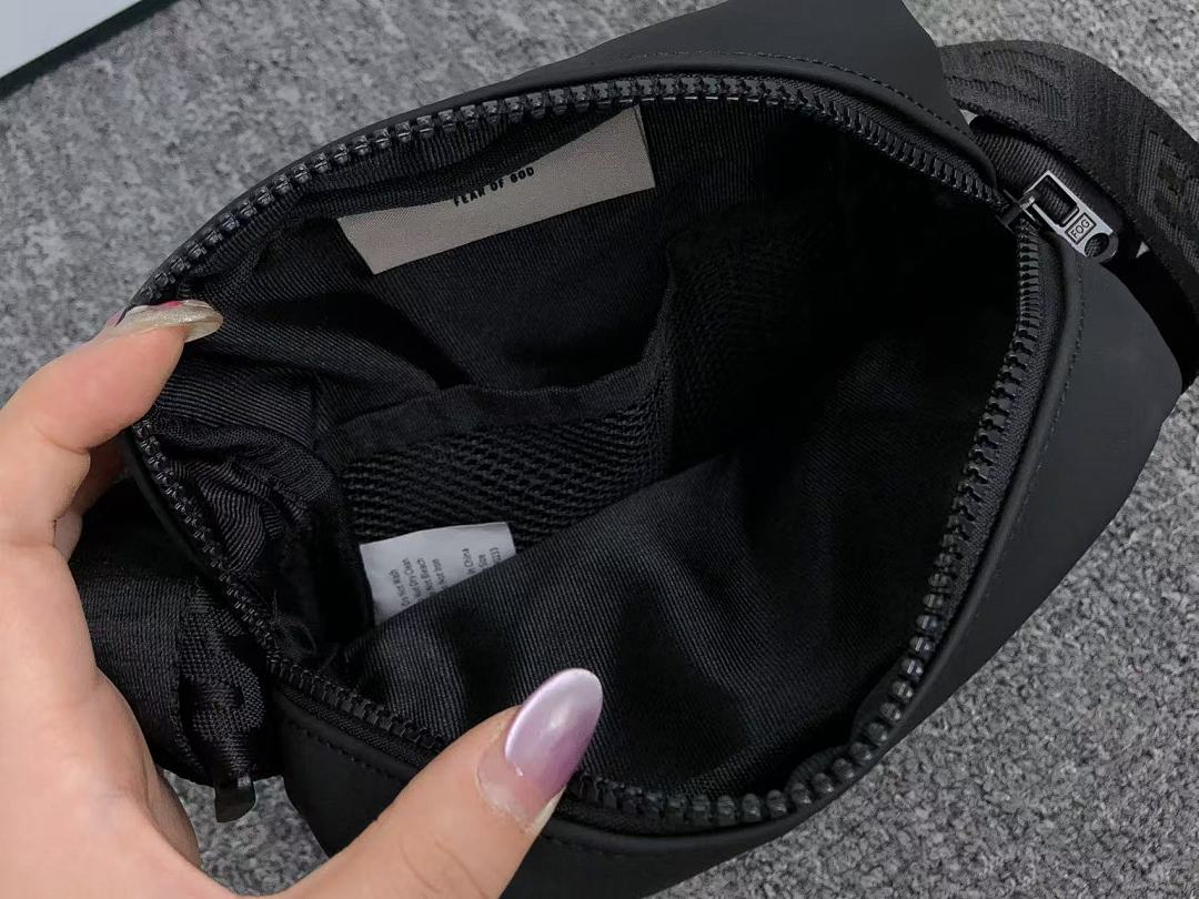 Fear of God 78 FOG BAG 111191266 (Long 17CM* Wide 6CM* High 21CM) - Image 19