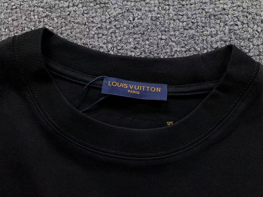 Louis Vuitton 98 L⭐ T-SHIRT 41072402133 (Im 170Cm 60Kg I Wear Size L In The Phot) - Image 29