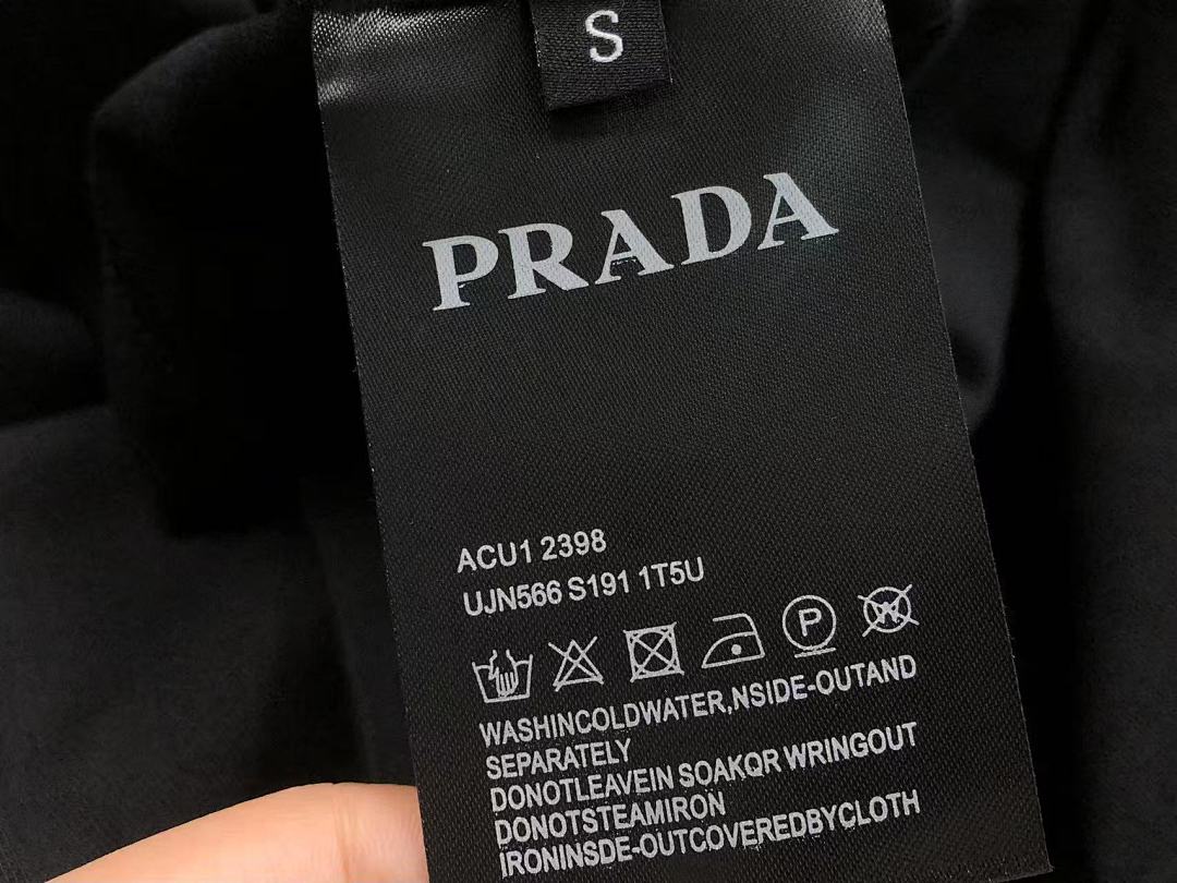 Prada 115 P⭐A⭐A T-SHIRT 124707104 (Im 170Cm 60Kg I Wear Size S In The Phot) - Image 21