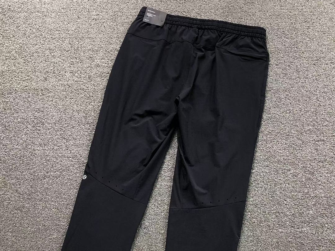 On Running 178 LULULEMON - Image 9