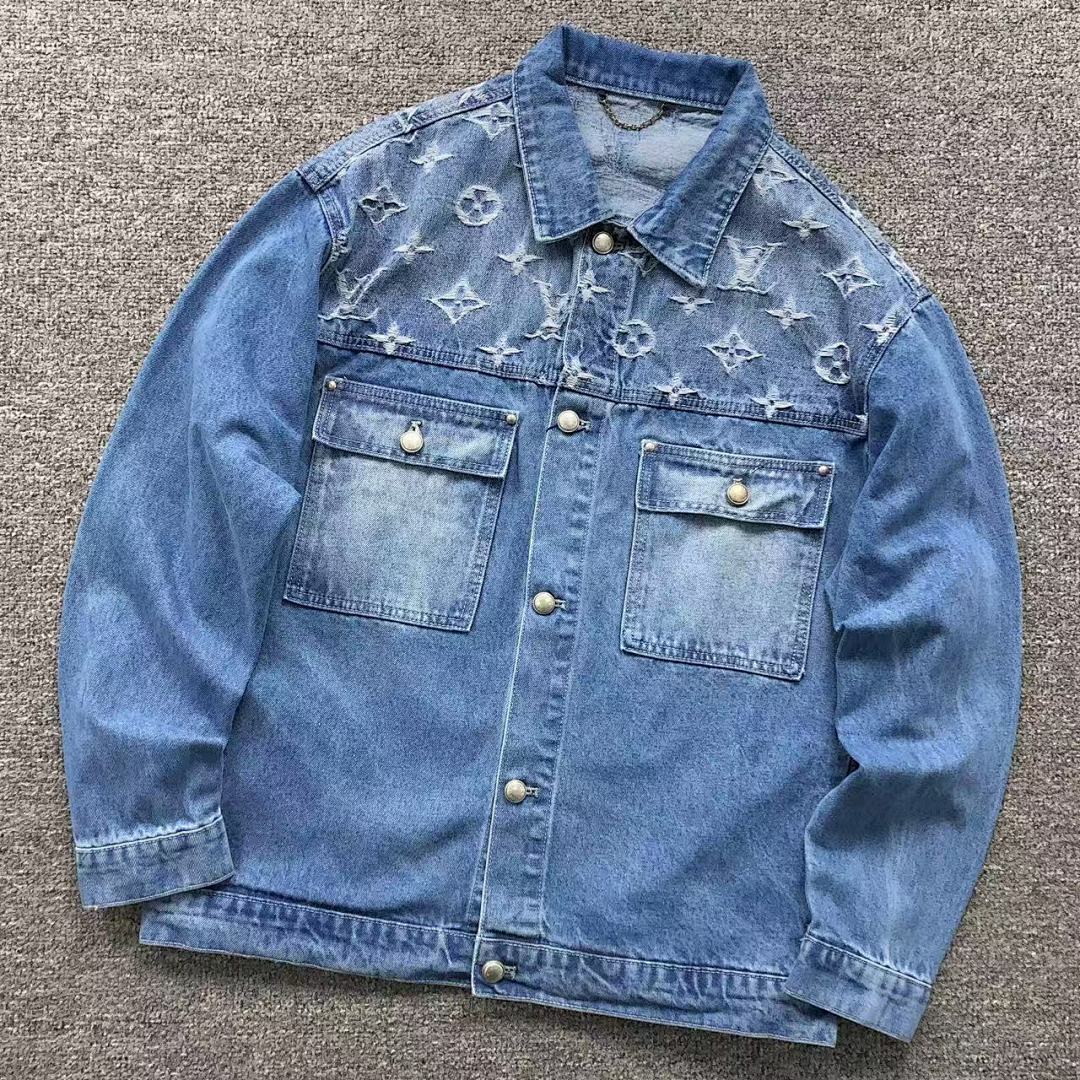 Louis Vuitton 235 L⭐