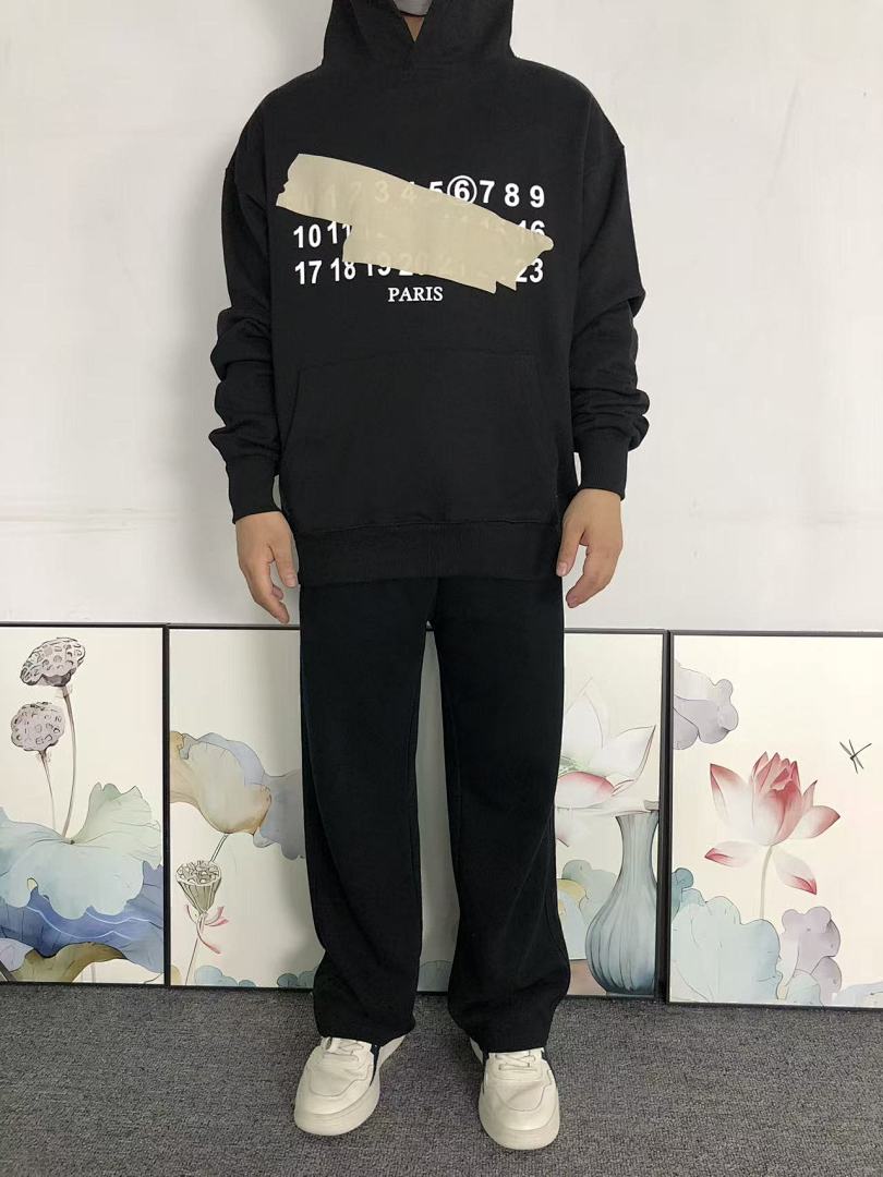 On Running 138 MAISON MARGIELA HOODIE 5123013162 (Im 170Cm 60Kg I Wear Size 44 In The Phot) - Image 3