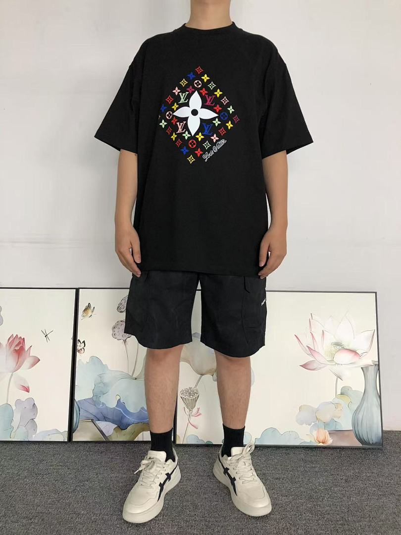 Louis Vuitton 108 L⭐T-SHIRT 41081914133 (Im 170Cm 60Kg I Wear Size XL In The Phot) - Image 3
