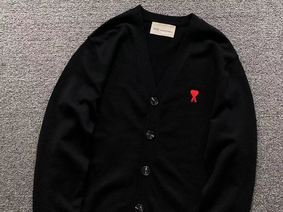 AMI 125 AMI SWEATER 1282631183 (Im 170Cm 60Kg I Wear Size S In The Phot) - Image 17