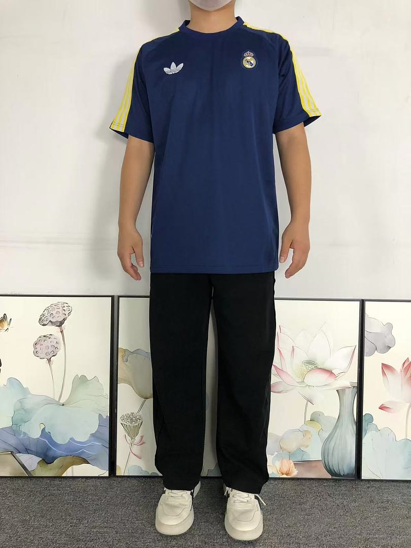 Unbranded 82 FOOTBALL T-SHIRT 1272707002 (Im 170Cm 60Kg I Wear Size M In The Phot) - Image 3