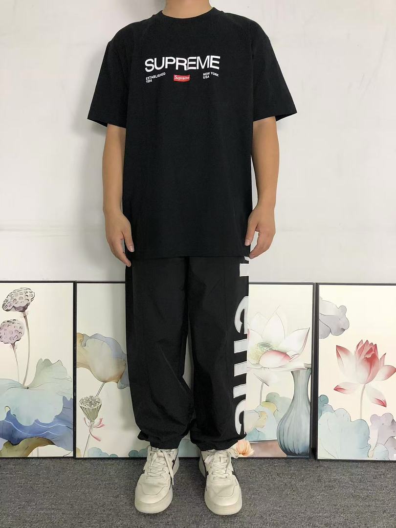 Supreme 113 S⭐⭐R⭐⭐E T-SHIRT 52080436182 (Im 170Cm 60Kg I Wear Size M In The Phot) - Image 3