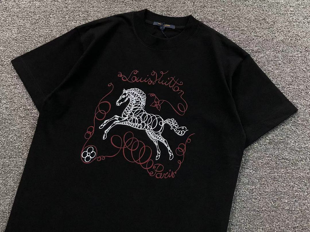 Louis Vuitton 98 L⭐ T-SHIRT 524242419 (Im 170Cm 60Kg I Wear Size M In The Phot) - Image 12