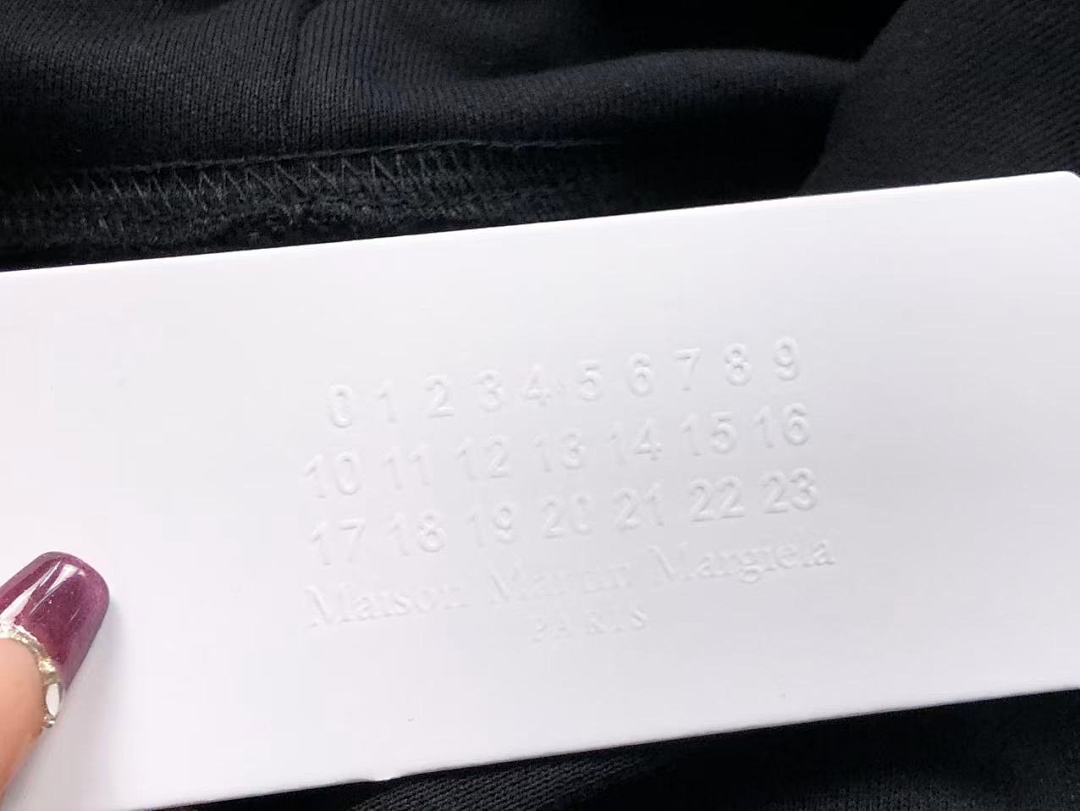 On Running 135 MAISON MARGIELA HOODIE 521708162 (Im 170Cm 60Kg I Wear Size 44 In The Phot) - Image 22