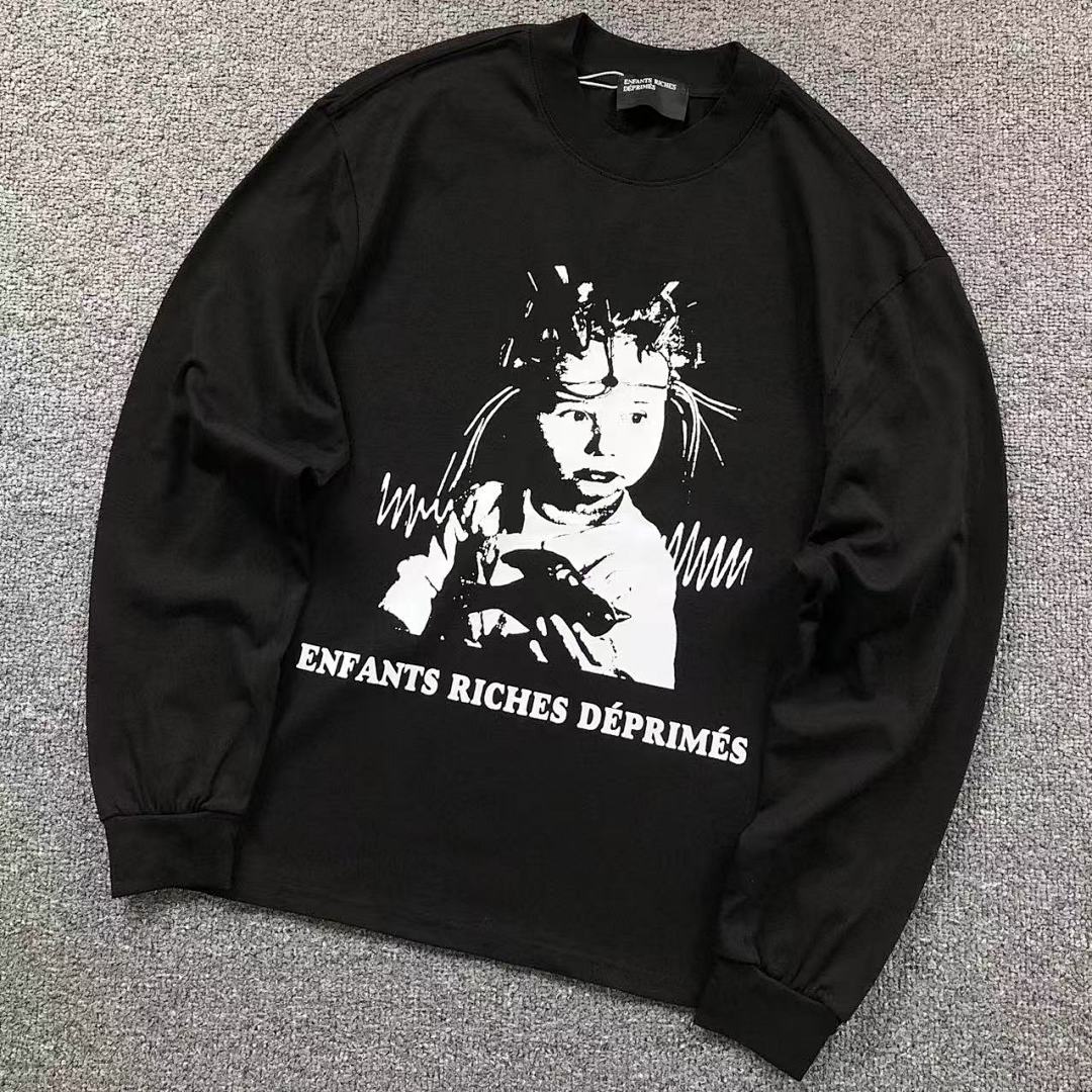 Chanel 88 ENFANTS RICHES DEPRIMES LONG SLEEVED 580718117 (Im 170Cm 60Kg I Wear Size S In The Phot)