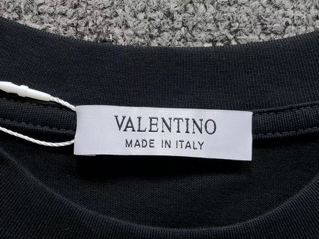 Valentino 115 VALENTINO T-SHIRT 3101060421 (Im 170Cm 60Kg I Wear Size M In The Phot) - Image 22