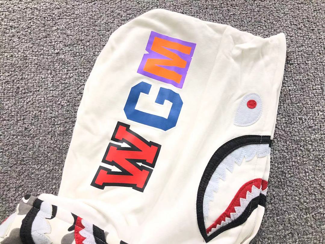 Bape 175 BAPE HOODIE 52070715158 (Im 170Cm 60Kg I Wear Size M In The Phot) - Image 17