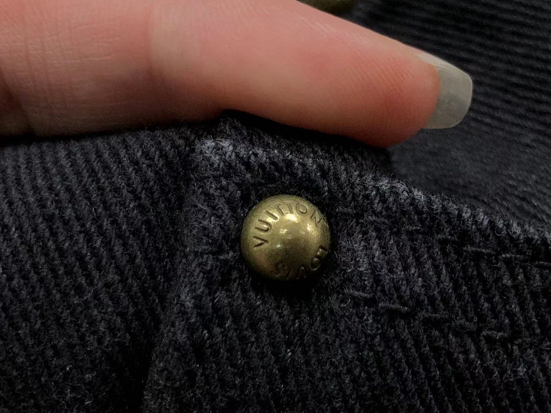 Louis Vuitton TROUSERS 228 L⭐ - Image 56