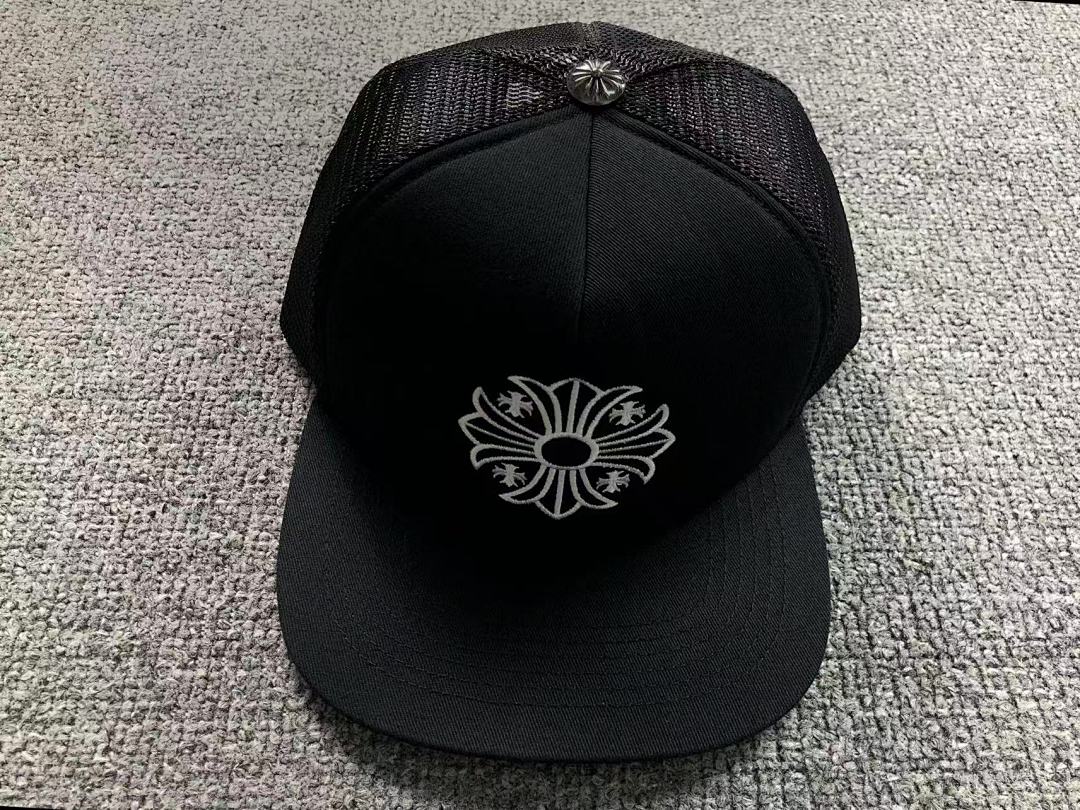 Comme des Garcons 68 C⭐⭐OME HE⭐⭐TS - Image 2