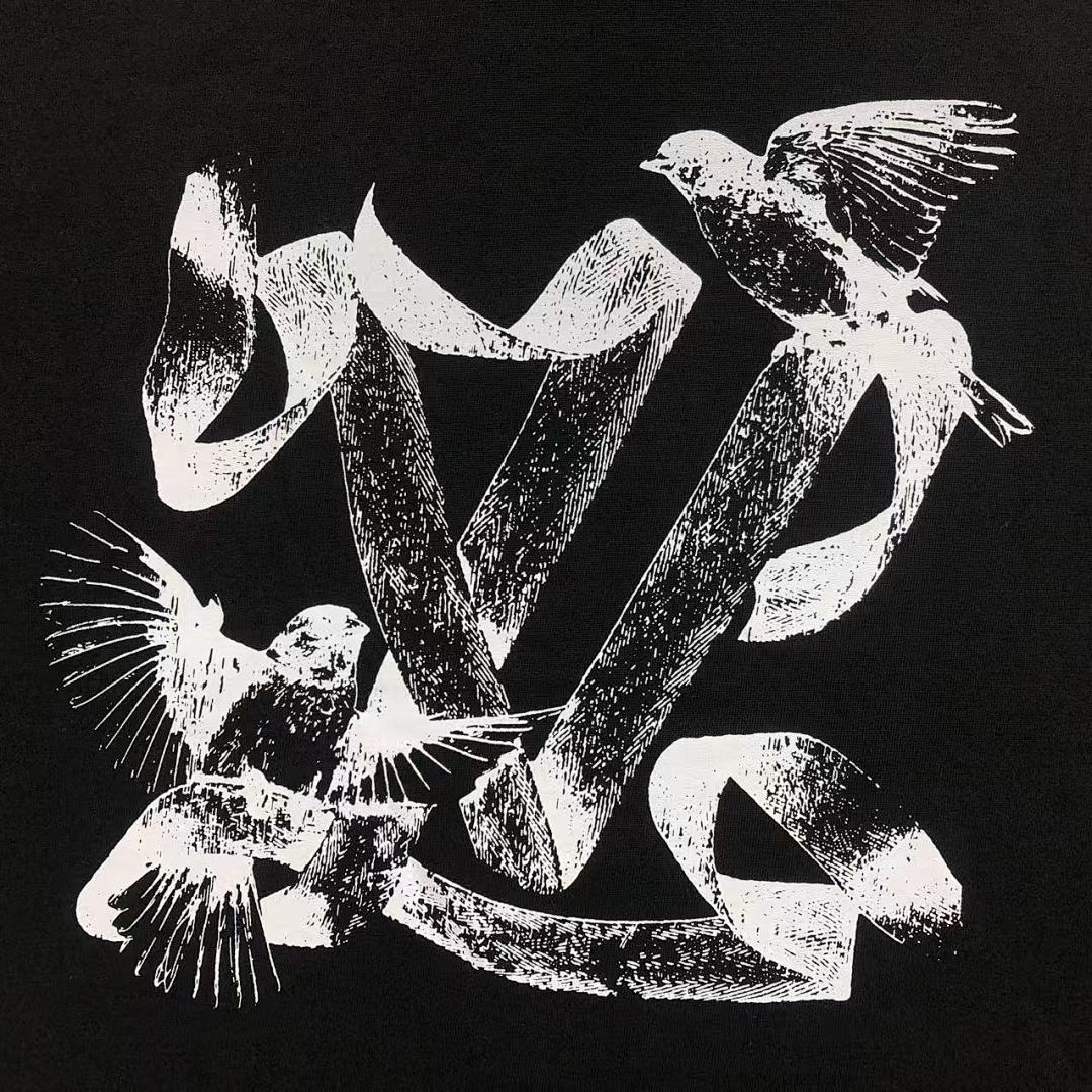 Louis Vuitton 108 L⭐ T-SHIRT 41061310126 (Im 170Cm 60Kg I Wear Size XS In The Phot) - Image 14