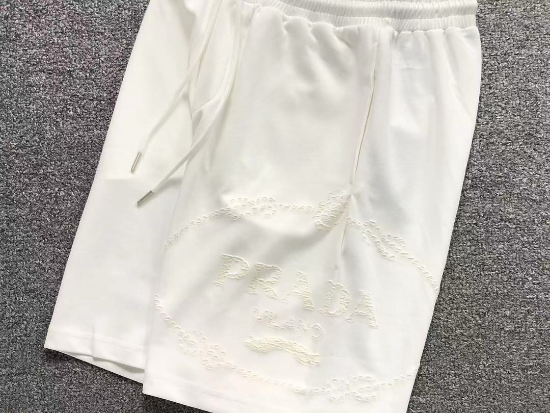 Prada SHORTS P⭐A⭐A T-SHIRT - Image 33