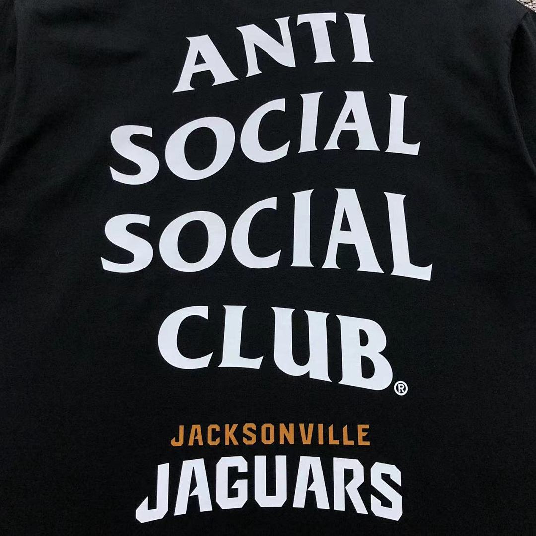 Christian Louboutin 85 ANTI SOCIAL CLUB T-SHIRT 123132602 (Im 170Cm 60Kg I Wear Size L In The Phot) - Image 9