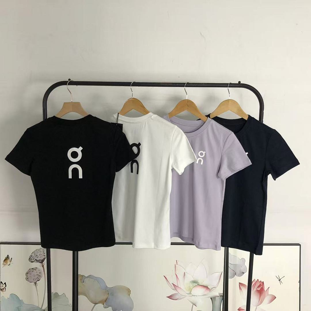 On Running 88 ON T-SHIRT FEMAIE - Image 25
