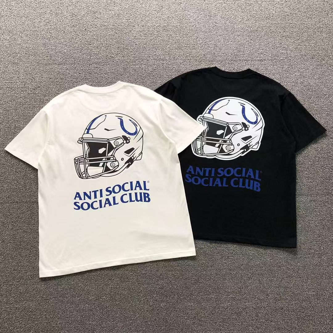 Christian Louboutin 88 ANTI SOCIAL CLUB T-SHIRT 126211402 (Im 170Cm 60Kg I Wear Size L In The Phot)