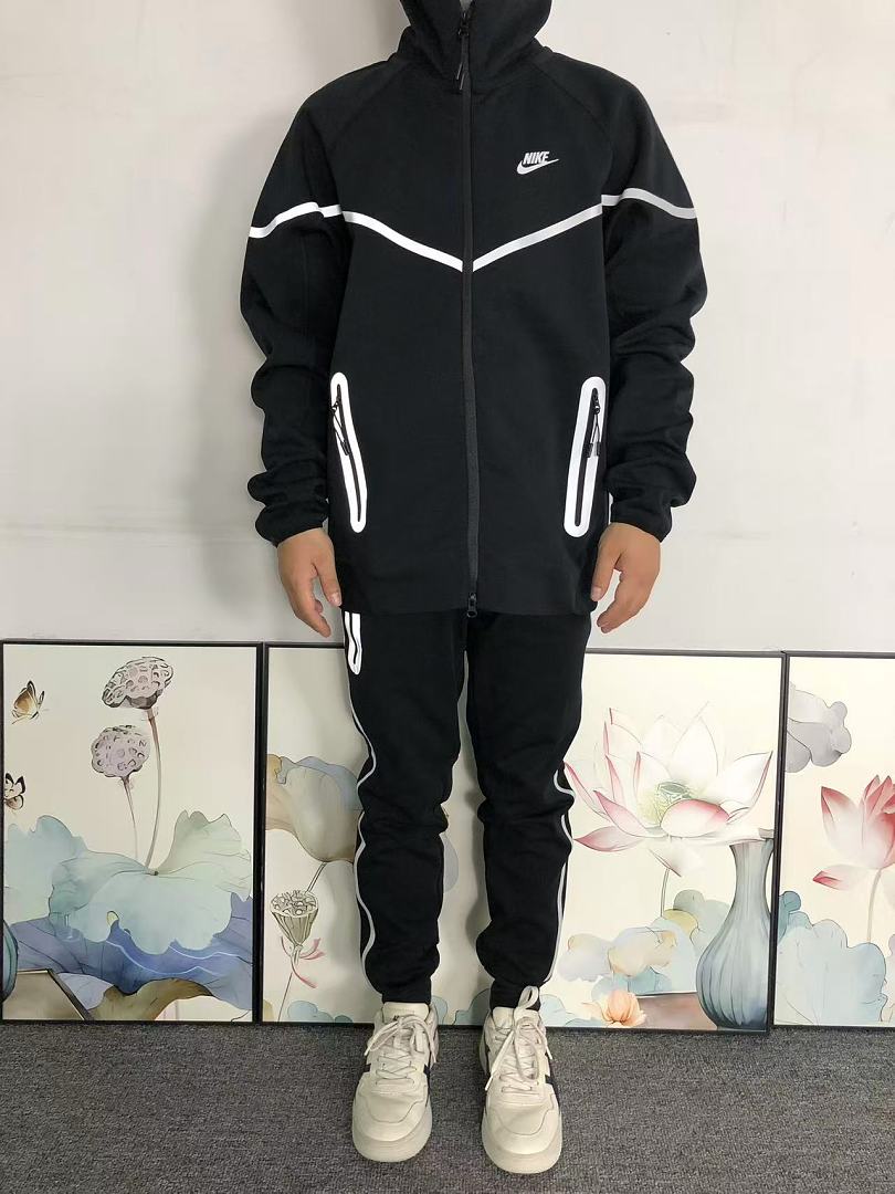 Nike TROUSERS 175 N⭐K⭐ HOODIE 22072910001 (Im 170Cm 60Kg I Wear Size M In The Phot) - Image 4