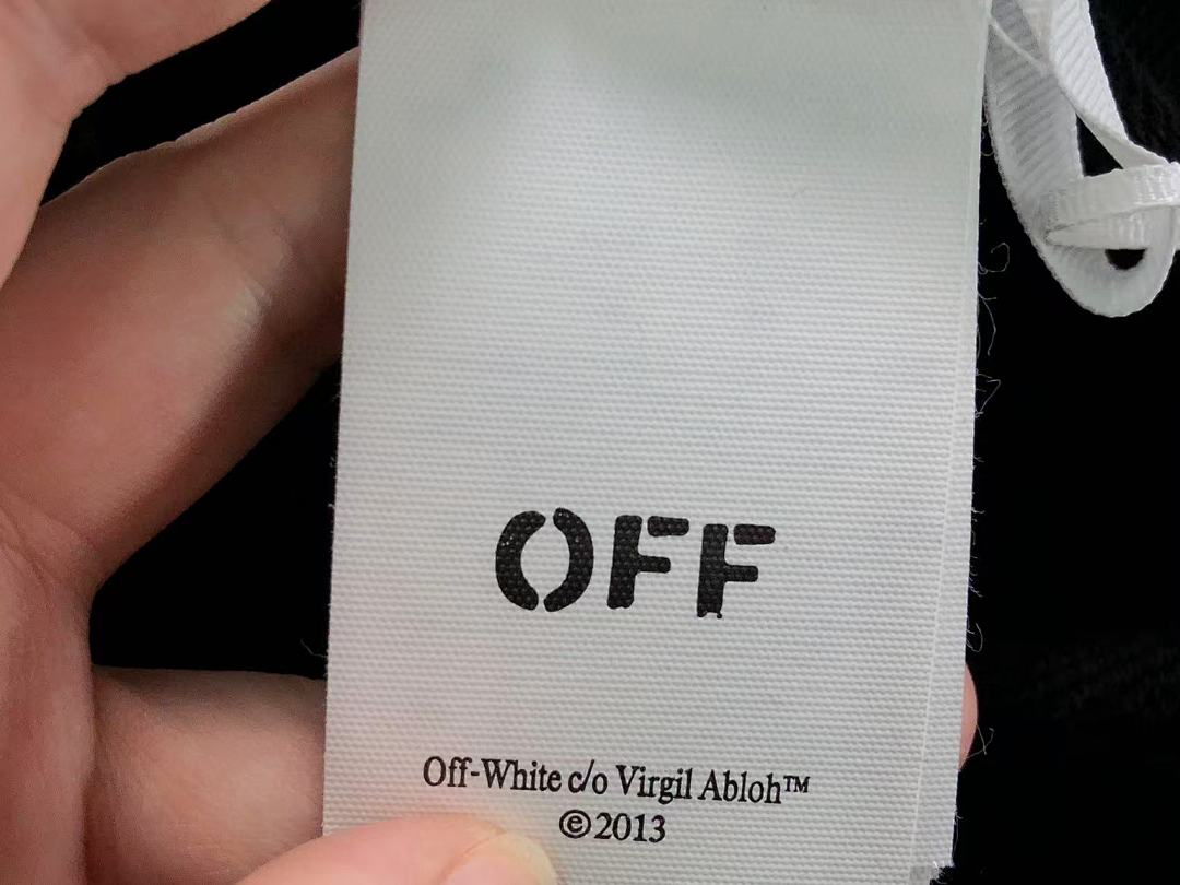 Off-White 175 OFF-WHITE HOODIE 59014119 (Im 170Cm 60Kg I Wear Size M In The Phot) - Image 24
