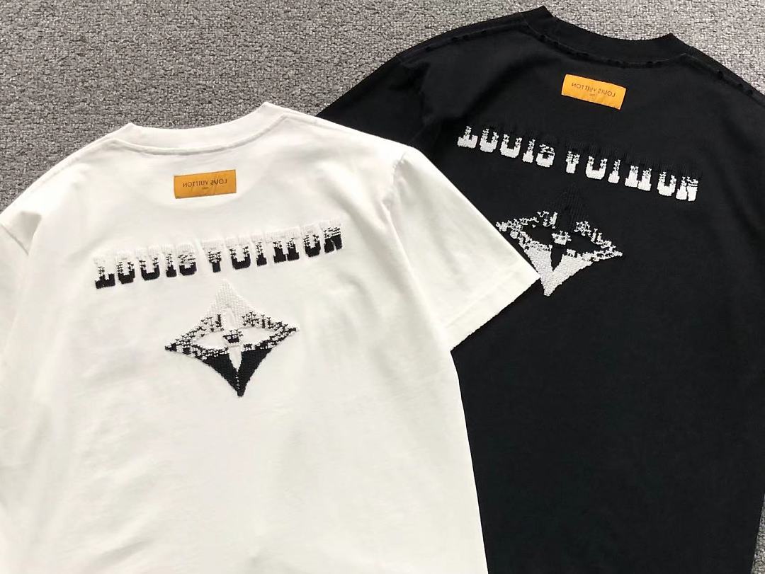 Louis Vuitton 158 L⭐ T-SHIRT 5252001147 (Im 170Cm 60Kg I Wear Size L In The Phot) - Image 6