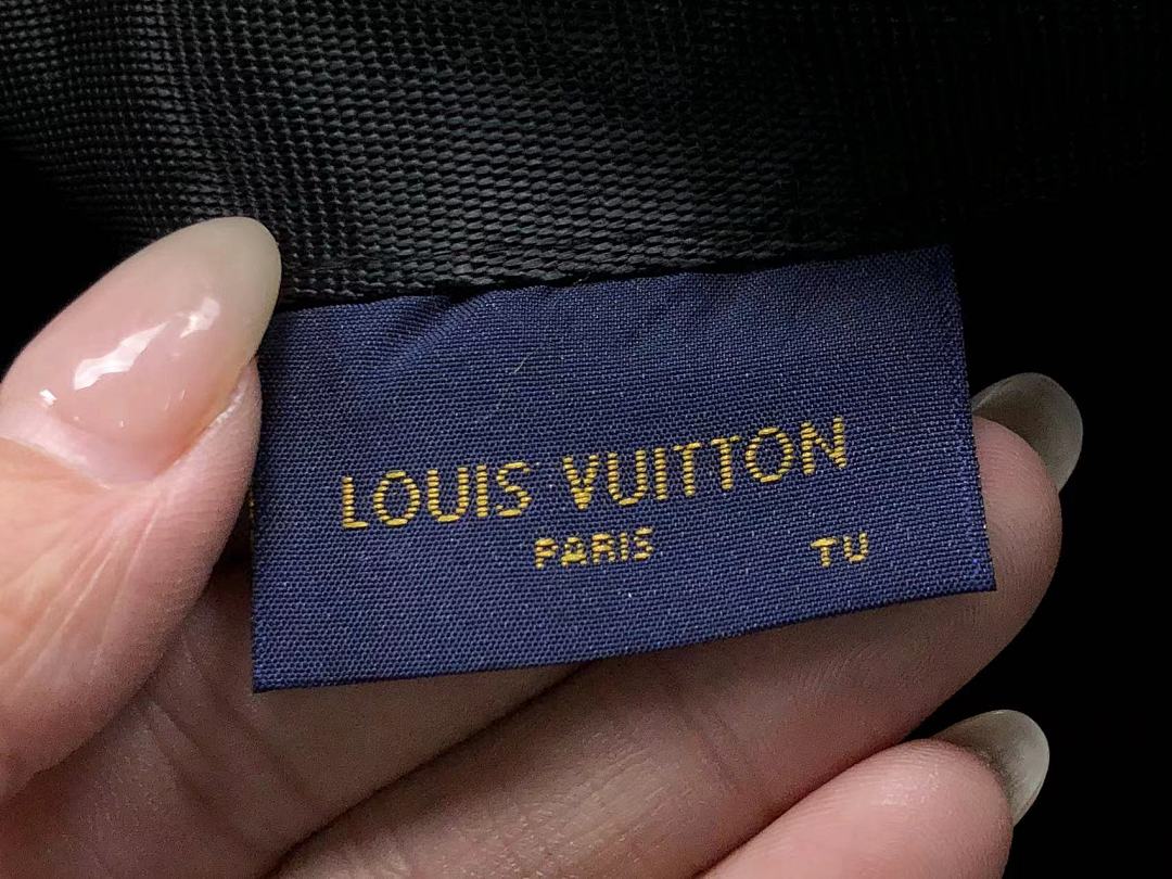 Louis Vuitton 68 L⭐ - Image 17