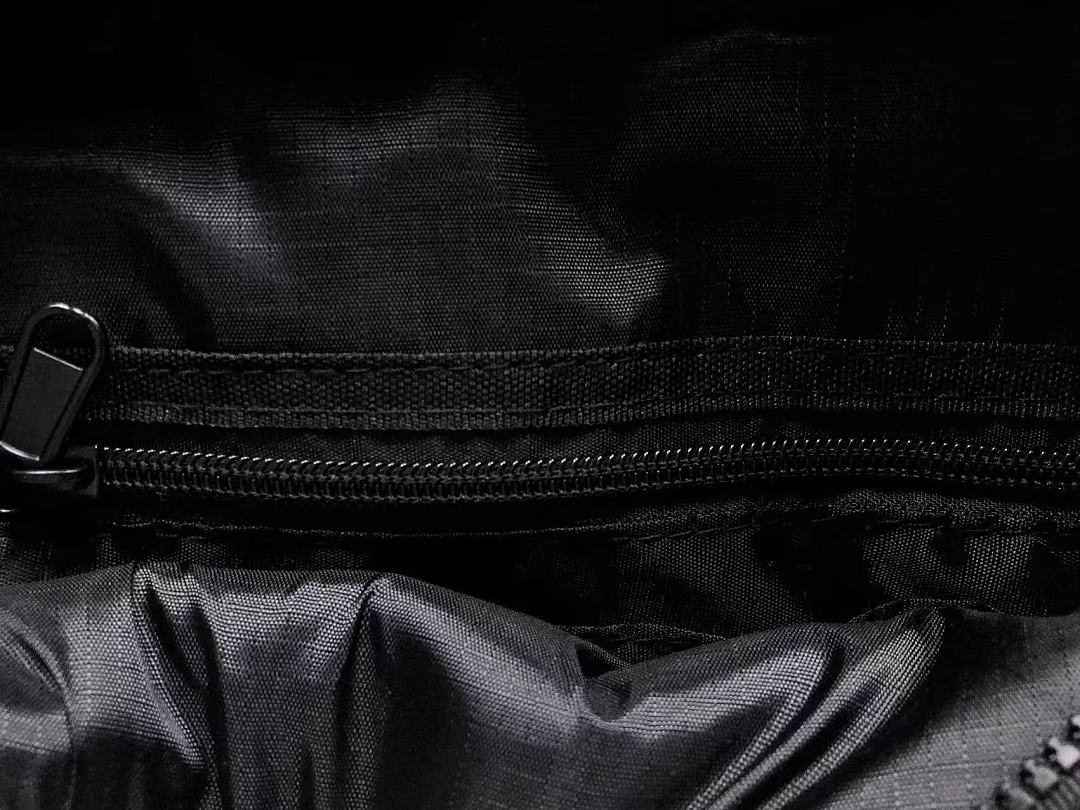 Fear of God 88 FOG BAG 5253001179 (Long 21CM* Wide 7CM* High 24CM) - Image 13