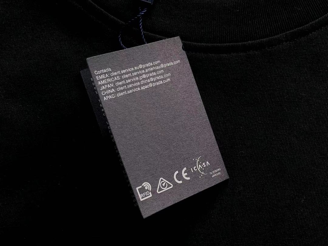 Prada 108 P⭐A⭐A T-SHIRT 213030821 (Im 170Cm 55Kg I Wear Size S In The Phot) - Image 17
