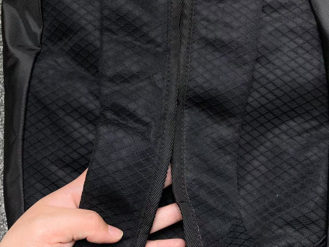 On Running 108 ON BAG 123190566 (Long 31CM* Wide 12CM* High 42CM) - Image 26