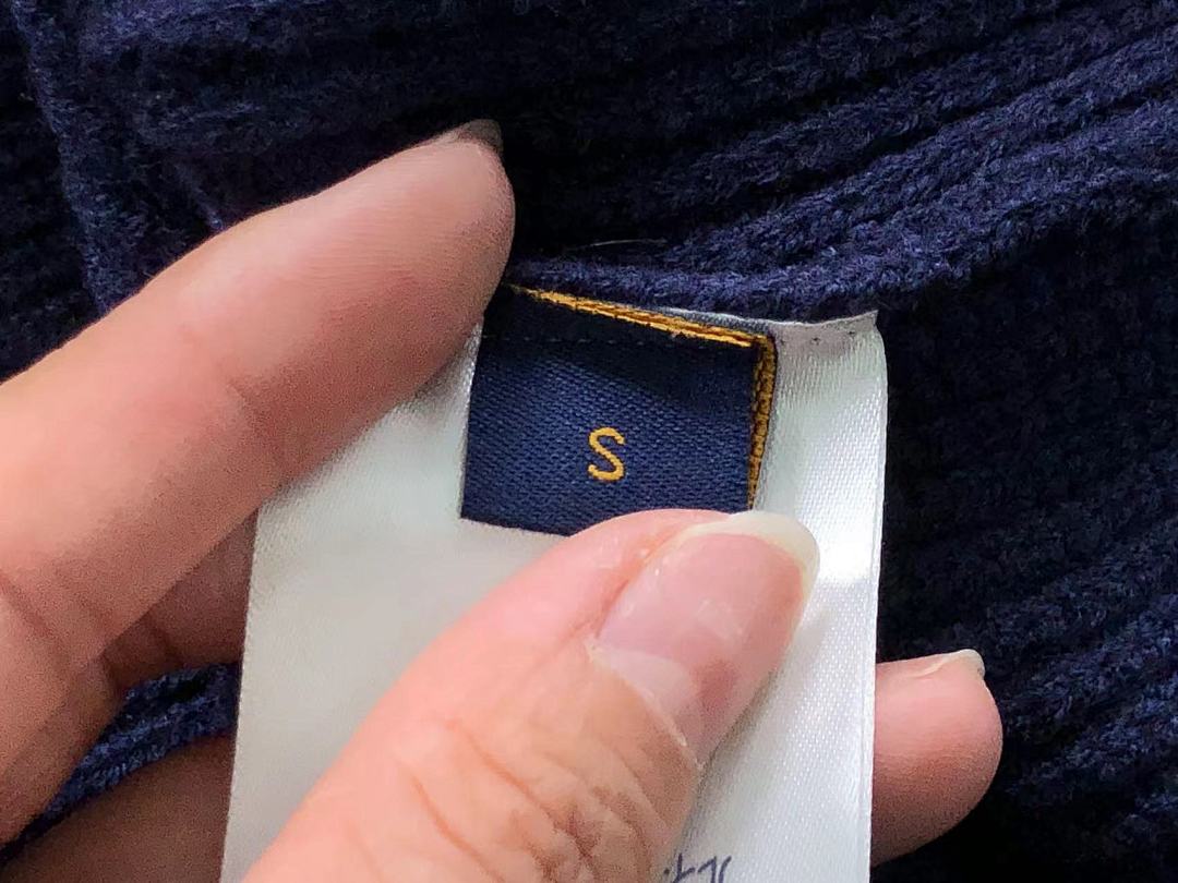 Louis Vuitton 208 L⭐ SWEATER 42030204156 (Im 172Cm 55Kg I Wear Size S In The Phot) - Image 26