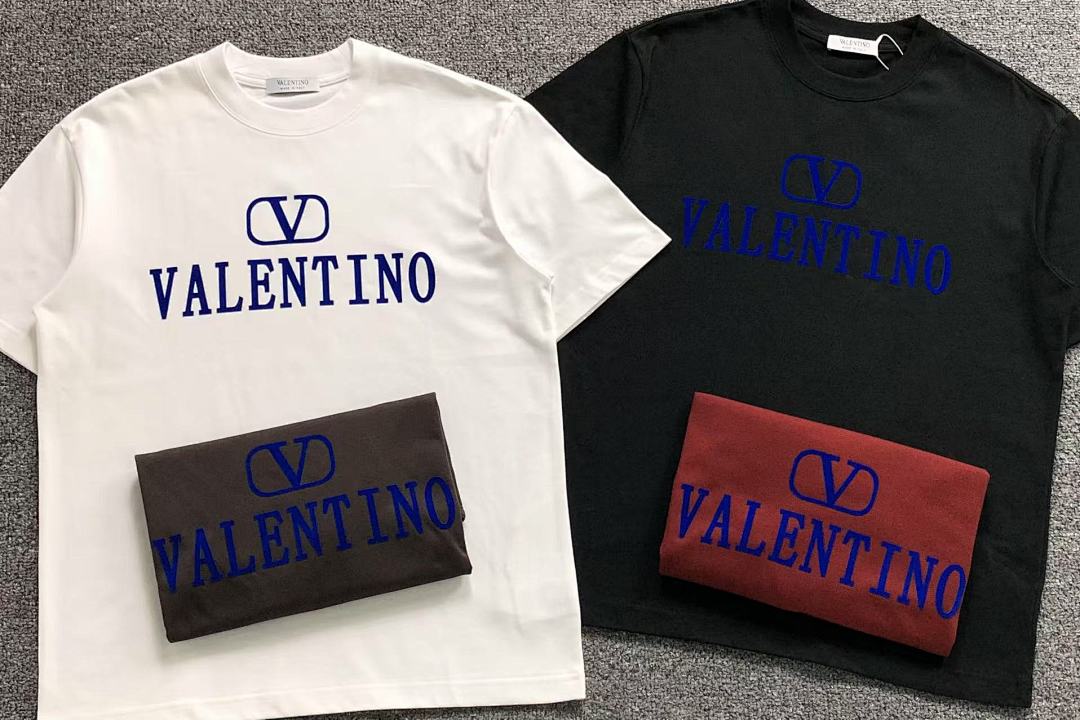 Valentino 115 VALENTINO T-SHIRT 503131721 (Im 170Cm 55Kg I Wear Size M In The Phot) - Image 6