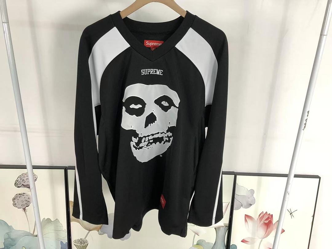 Supreme 228 S⭐⭐R⭐⭐E LONG SLEEVED 12780235 (Im 170Cm 60Kg I Wear Size M In The Phot) - Image 18
