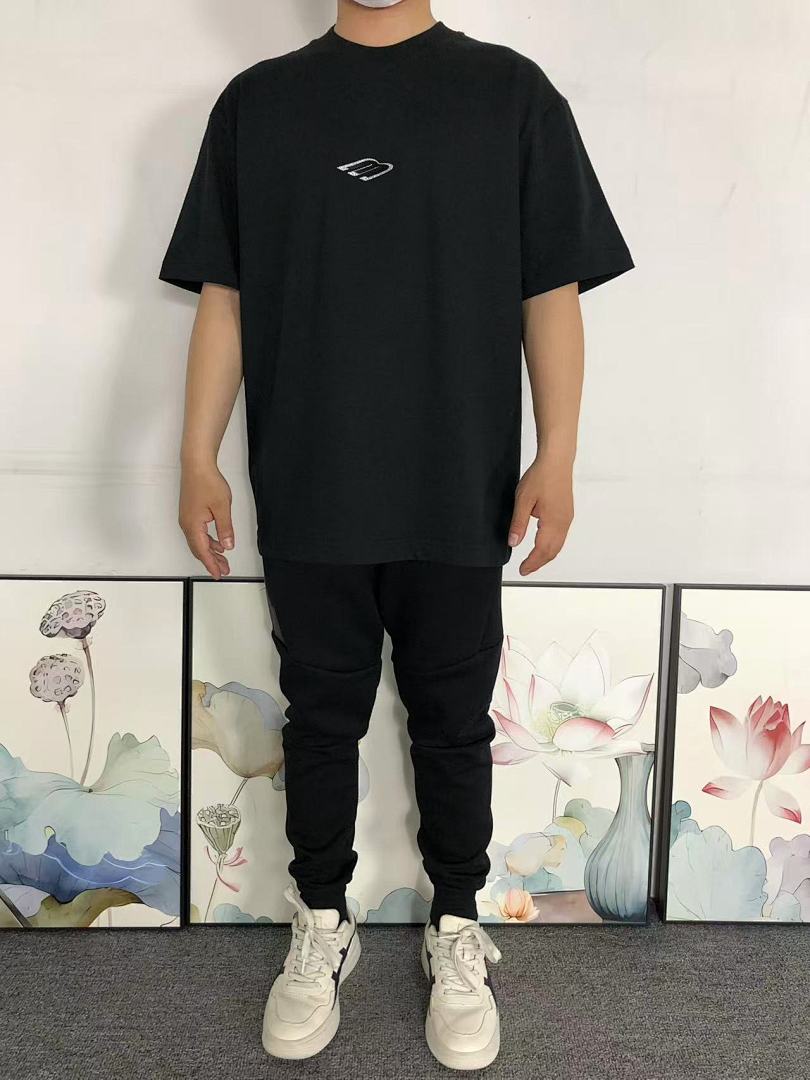 Balenciaga 115 B⭐L⭐⭐⭐IA⭐A T-SHIRT 3203243121 (Im 170Cm 60Kg I Wear Size M In The Phot) - Image 3