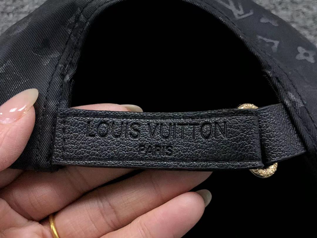 Louis Vuitton 68 L⭐ - Image 14