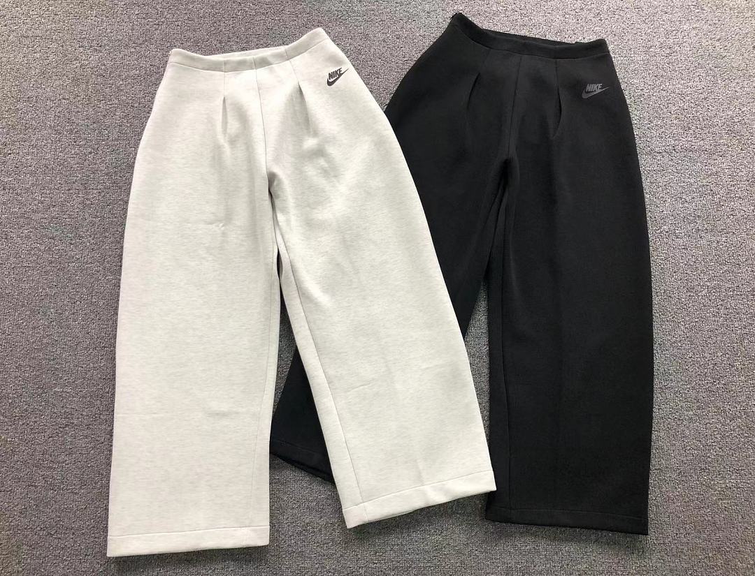 Nike 129 N⭐K⭐ TROUSERS FEMAIE - Image 3