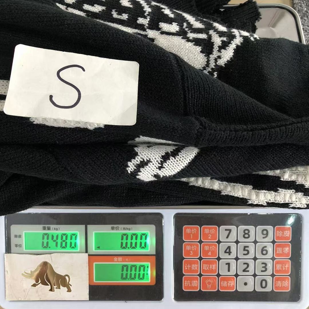 Chanel 208 SAINT MICHAEL SWEATER 411222317 (Im 170Cm 60Kg I Wear Size S In The Phot) - Image 21