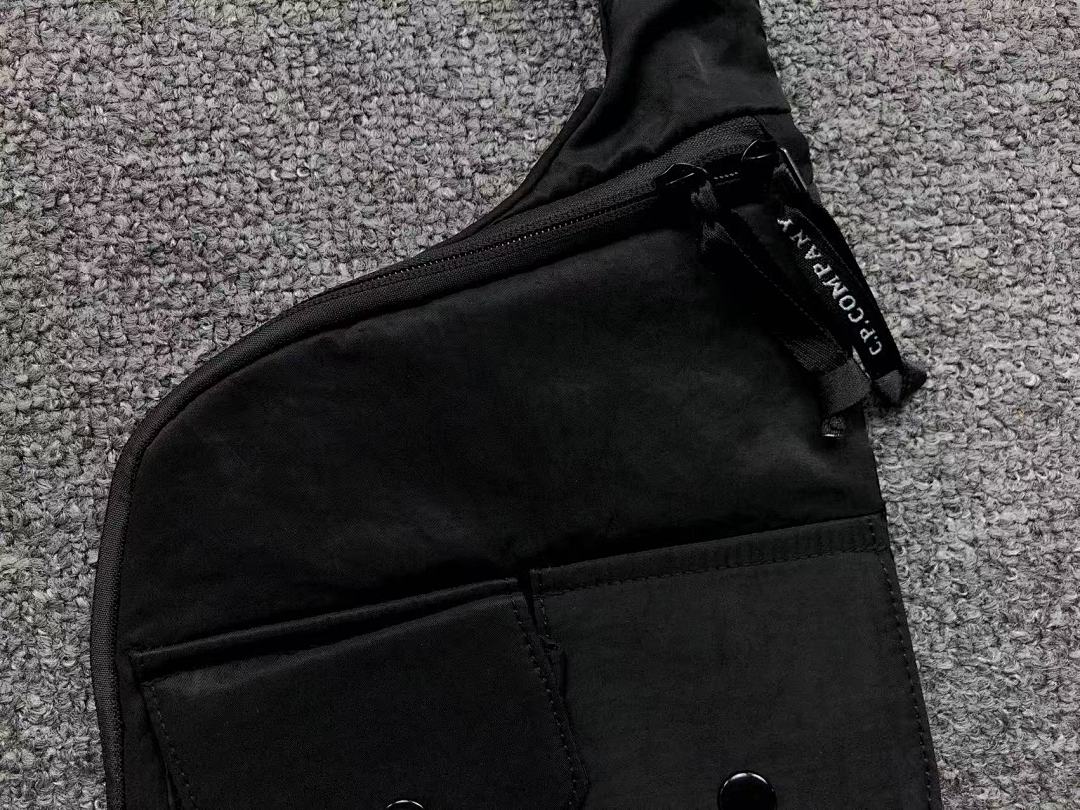 C.P. Company 115 CP BAG 216030824 (Long 22CM* Wide 3CM* High 24CM) - Image 10