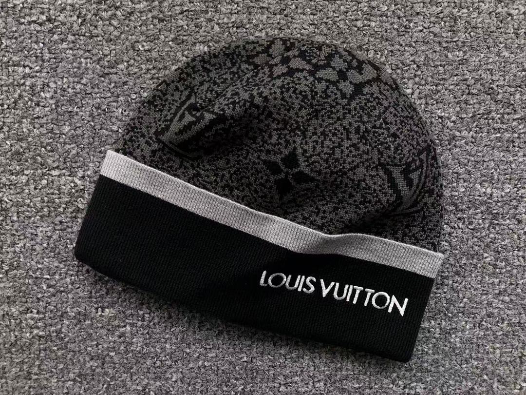 Louis Vuitton 68 L⭐ - Image 7