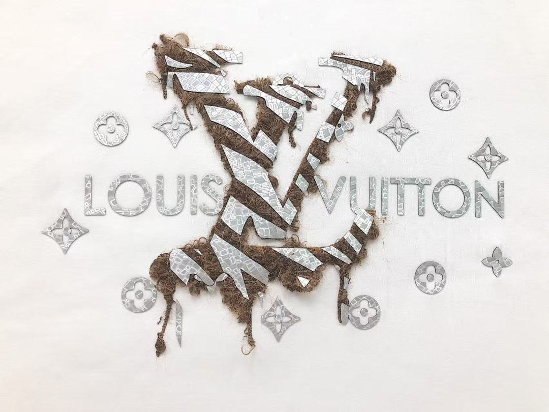 Louis Vuitton 115 L⭐ T-SHIRT 2203183604 (Im 170Cm 60Kg I Wear Size L In The Phot) - Image 10